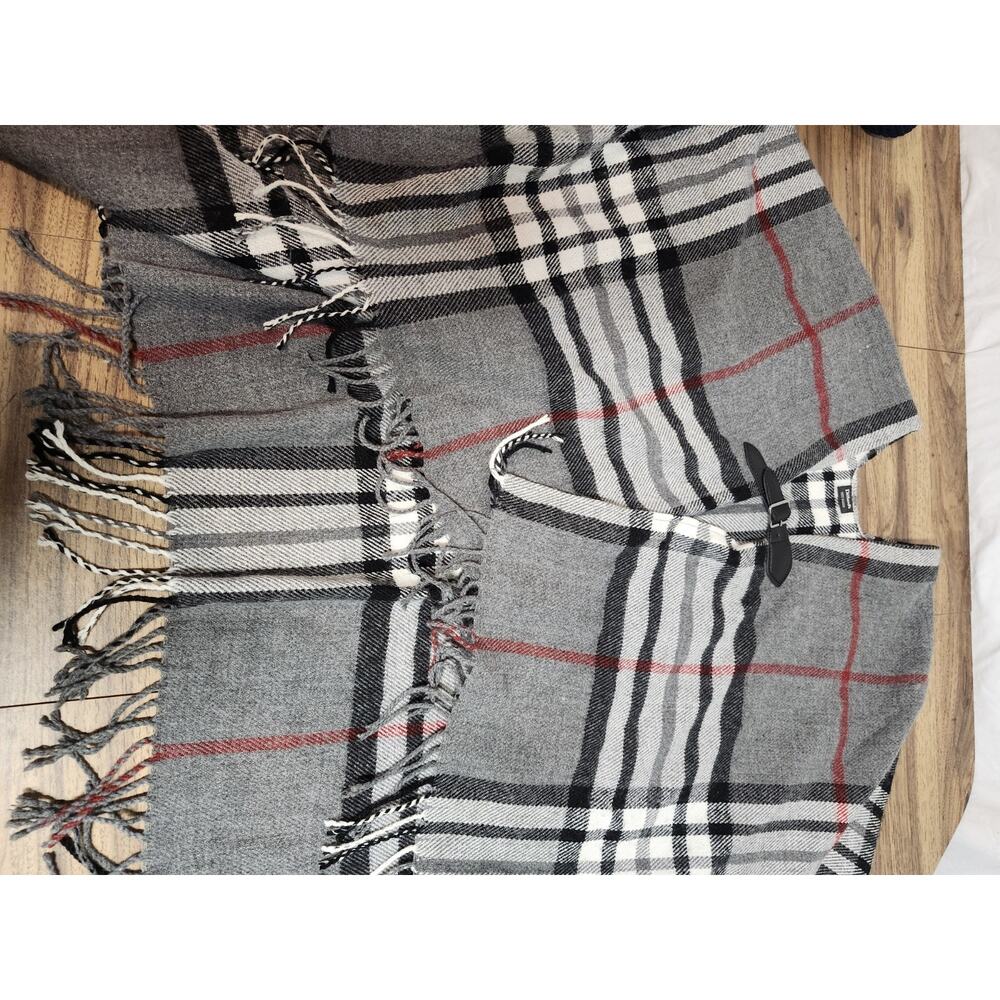 Vintage Dillards Plaid Sweater Cape Fringed Scarf Cape